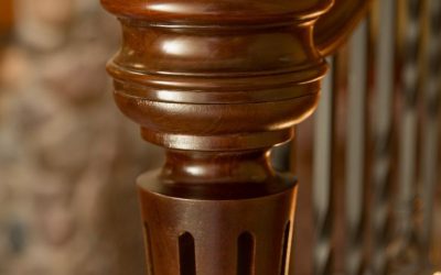 ایستگاه پله چوبی به انگلیسی