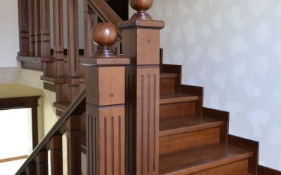 نجار پله: هنرمندِ و سازنده راه پله های چوبی