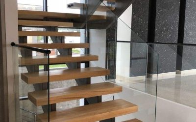 انواع چوب مناسب برای ساخت پله چوبی: راهنمای انتخاب و عوامل مؤثر بر قیمت