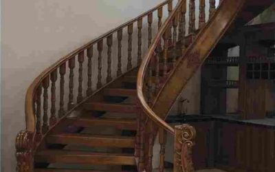 نمونه کار لاکچری و سفارشی پله چوبی در تهران | طراحی، ساخت و رنگکاری فن و هنر