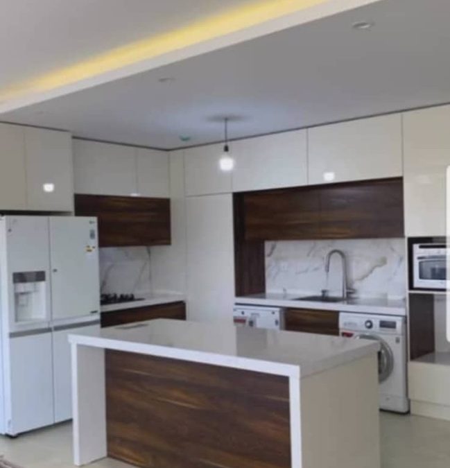 ارگونومی در طراحی مبلمان و کابینت مدرن: تلفیق علم و هنر برای زندگی سالم‌تر