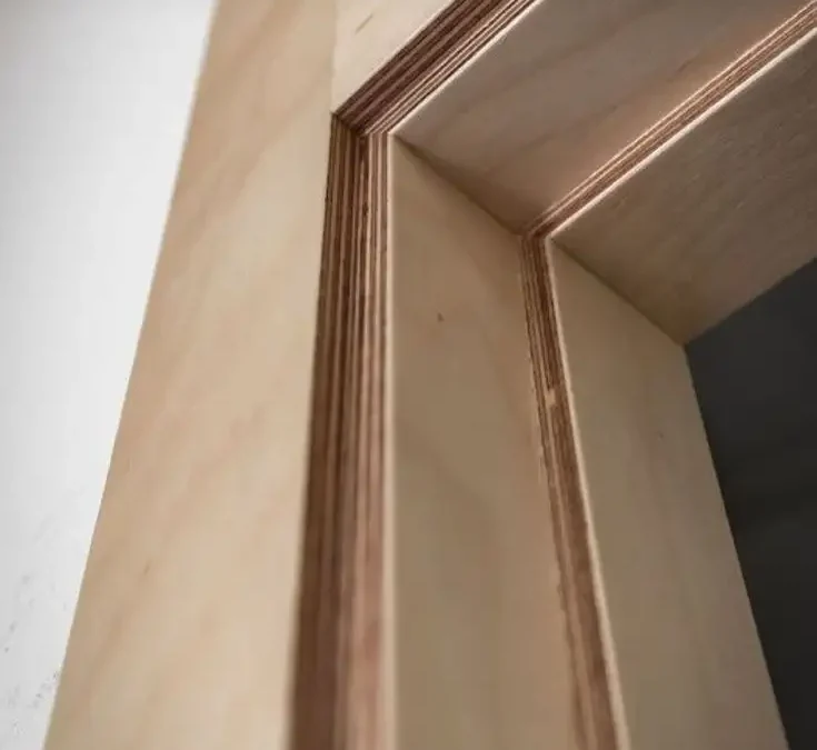 چهار چوب درب پلی وود روسی با روکش بلوط آمریکایی