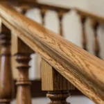 سازنده سفارشی دسته نرده پله چوبی و پله تمام چوب، اجرای مدرن و کلاسیک