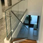 اجرای شیشه های جام امینت و سکوریت پله و درب ، مجری مله فلزی و چوب و شیشه