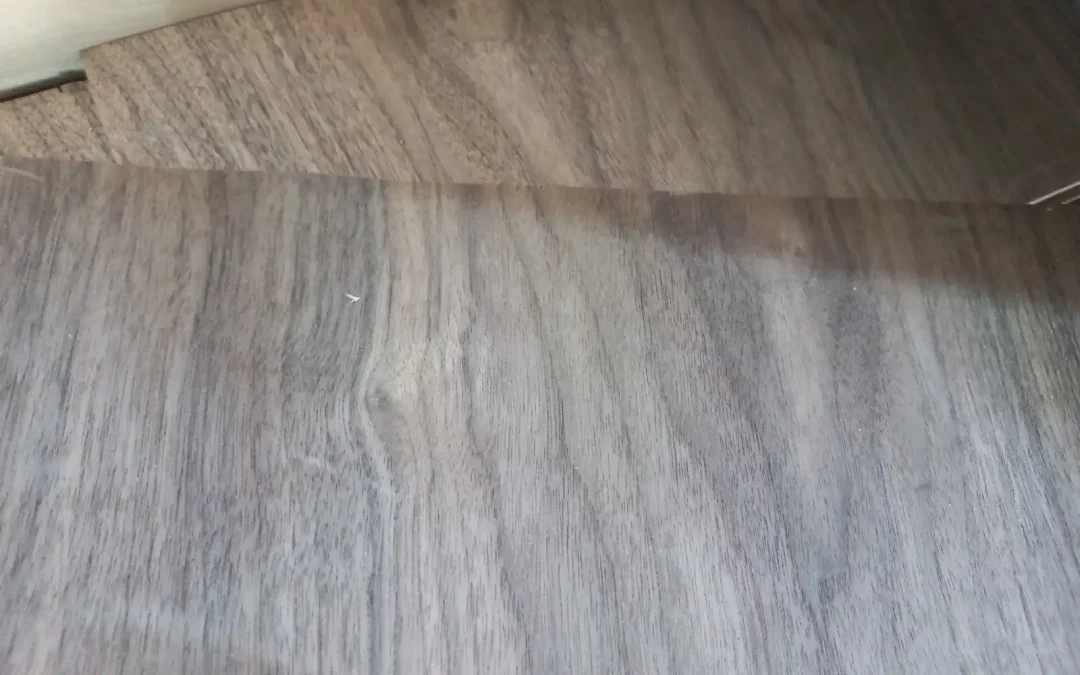 روکش گردو آمریکایی: زیبایی و کیفیت در صنایع چوب